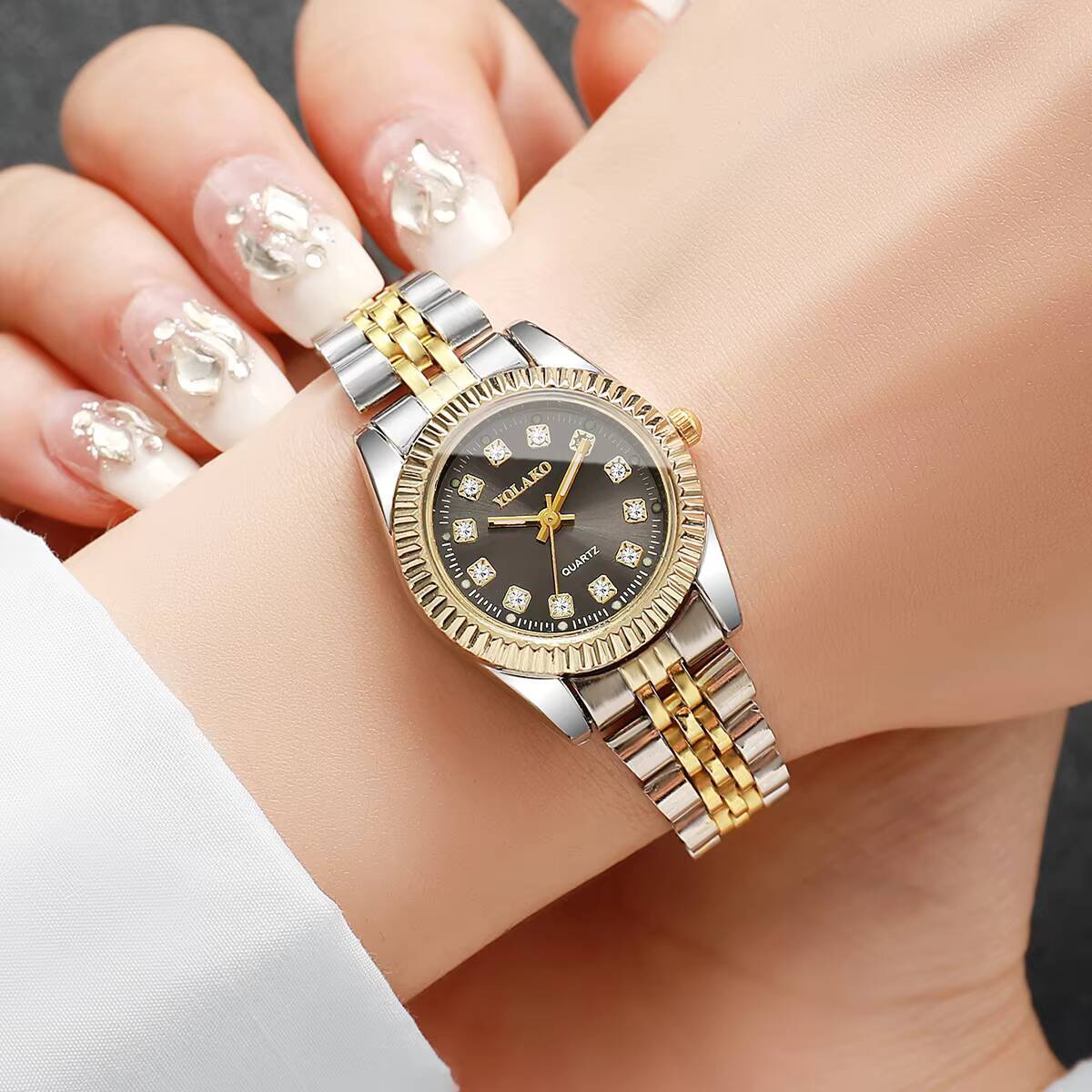 Fashion Rhinestone Women Quart - Luxury Watch Safe ulasan dan harga