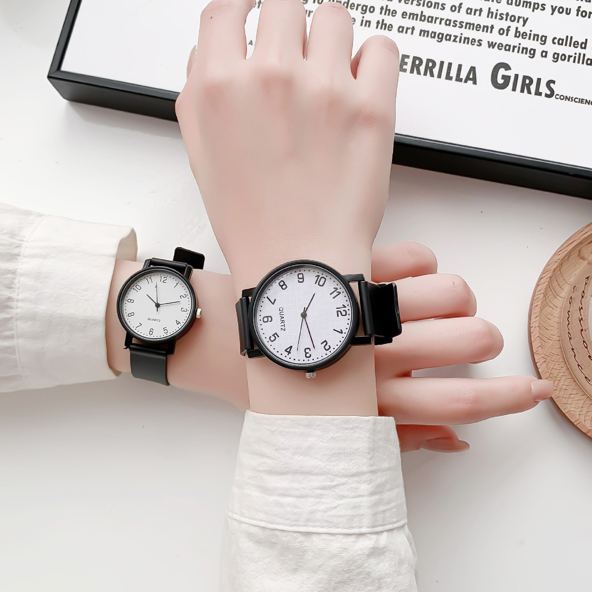 Simple Black Watch Quartz Watc - Luxury Watch Ladies ulasan dan harga
